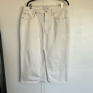 Abercrombie & Fitch High Rise White Denim Skirt Size 14